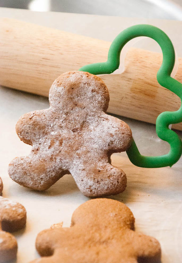 Chewy Protein Gingerbread Cookies 🍪